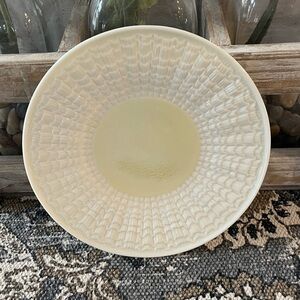 Belleek Limpet Pattern Plate